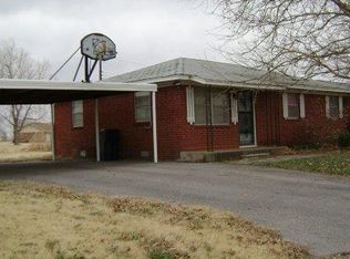 210 N Luella Dr, Corn, OK 73024