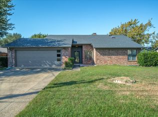 903 Cherry Creek Rd, Canton, TX 75103