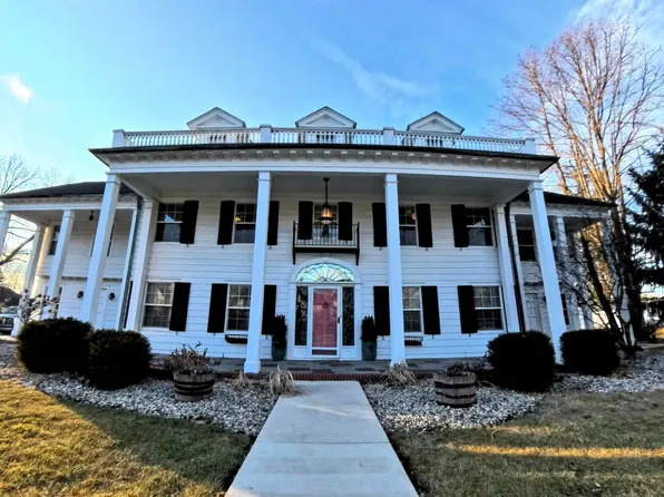 321 N Forest Dr, Kokomo, IN 46901