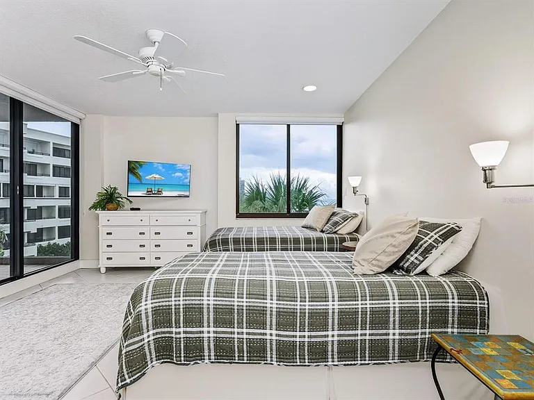 1511 Gulf Of Mexico Dr #201 — Photo 27