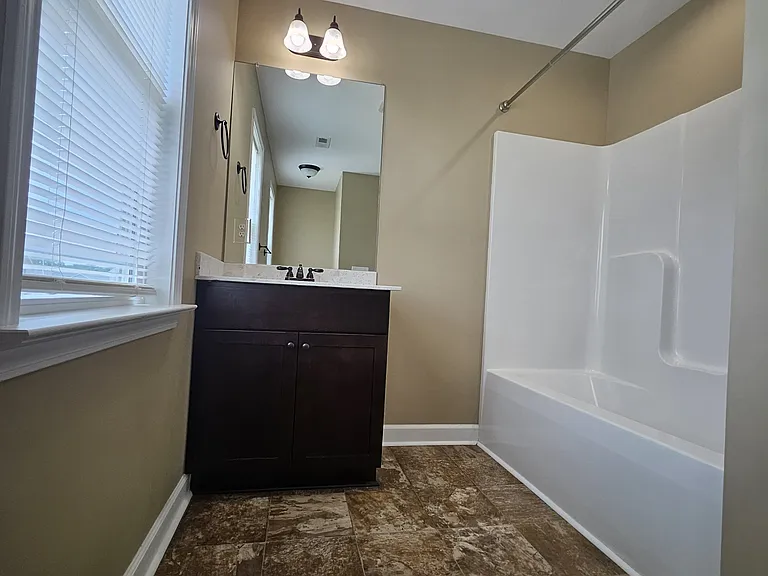 303 Weeping Willow Dr — Photo 22
