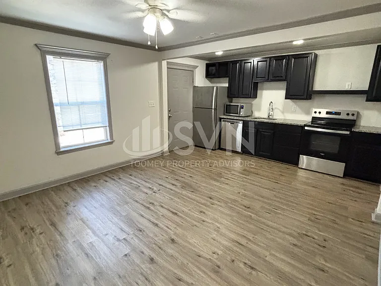 The Woodlands Apartments — Photo 7
