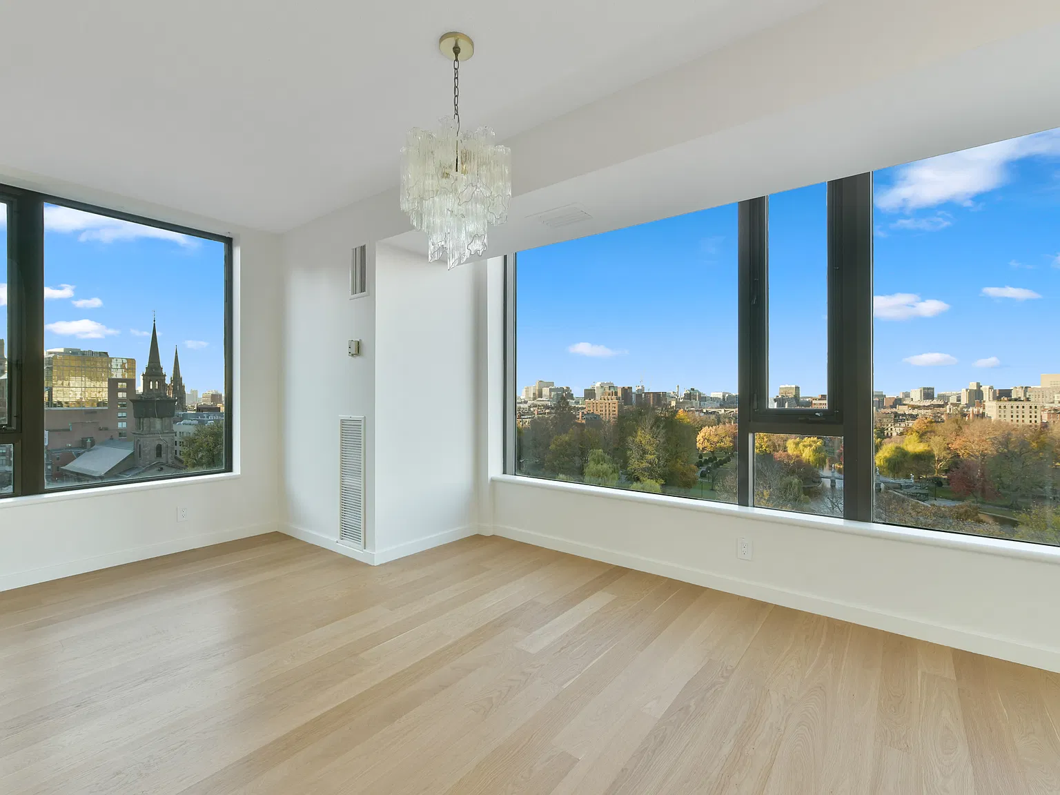 2 bed, 2.5 bath, 2130 sqft, $22,500 — Photo 4