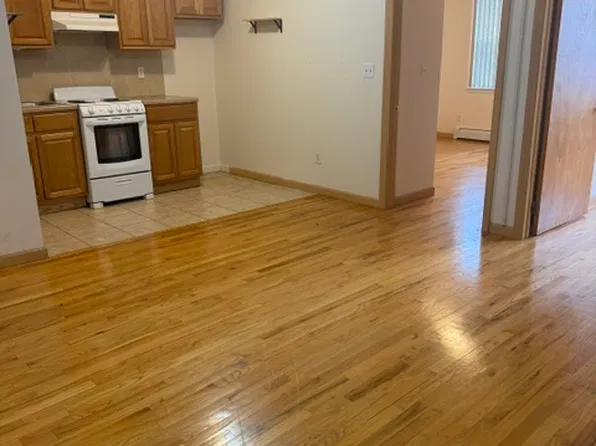 62-19 Myrtle Ave #2F, Ridgewood, NY 11385