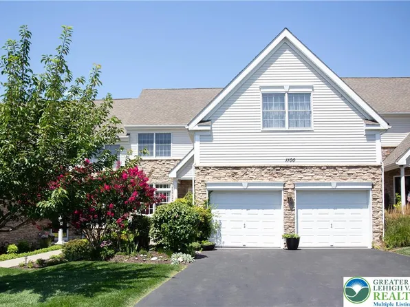 1100 Troon Ct, Easton, PA 18042