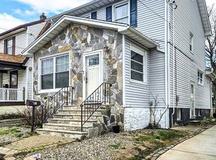81 Hillside Ter, Irvington, NJ 07111
