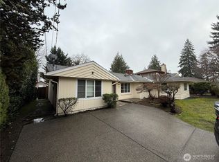 10613 SE 4th St, Bellevue, WA