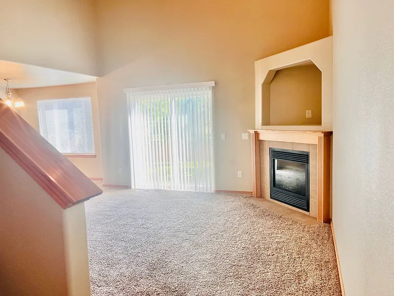 7181 Radius Loop SE — Photo 7