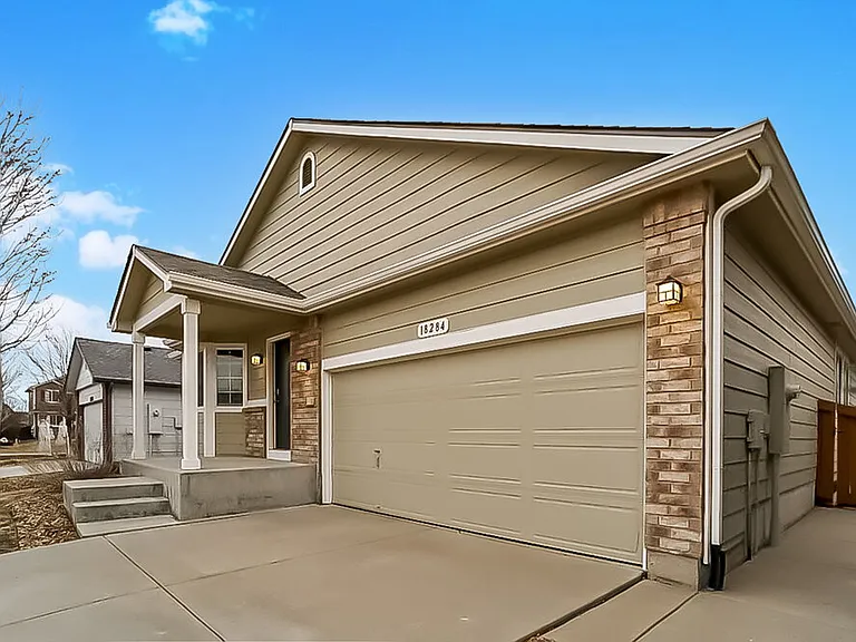 18284 Michigan Creek Way — Photo 4