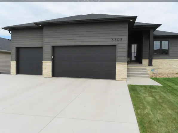 6805 Prairie View Dr, Sioux City, IA 51106