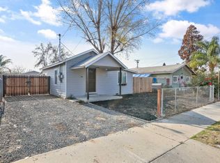 389 W Orange Ave, Porterville, CA 93257
