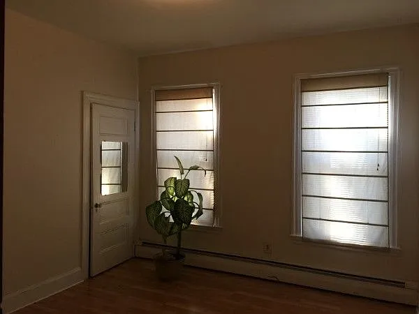 18 Myrick St — Photo 3