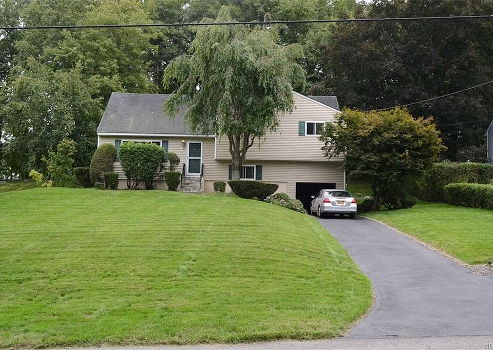 1st image of 360 Alpine Dr