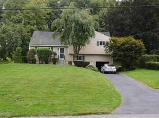360 Alpine Dr, Cortlandt Manor, NY 10567