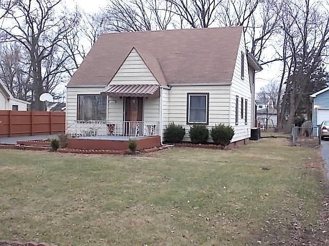 1st image of 10425 W Palmer Ave