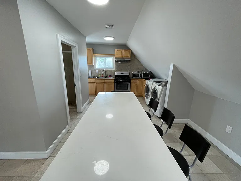 28 Milwood St #2 — Photo 8