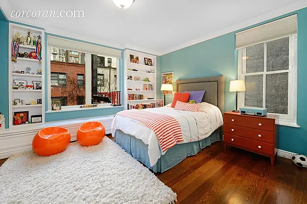 Sold by Corcoran | media 16