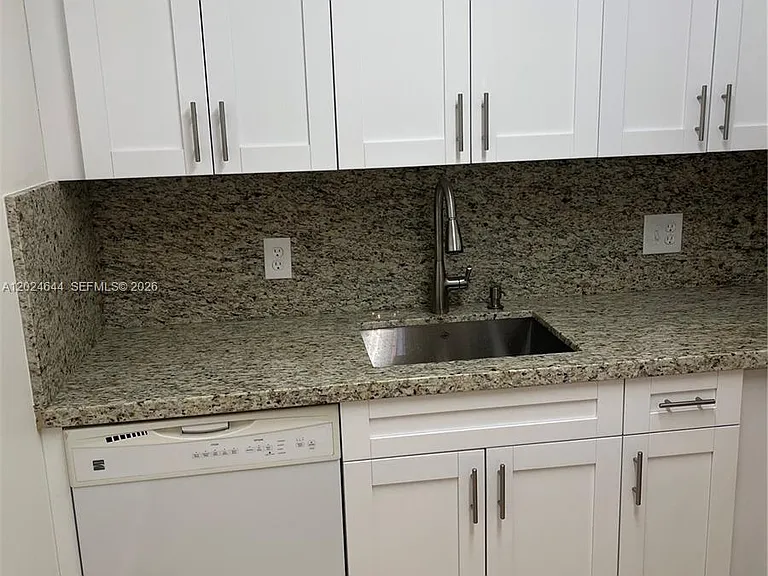 13500 SW 1st St #112U — Photo 3