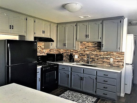 2nd image of 572 W Olive St