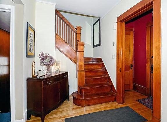3rd image of 625 Ottawa Ave