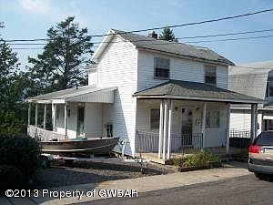 2nd image of 11 Burke St