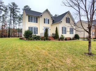 11043 Collington Dr, Midlothian, VA 23112