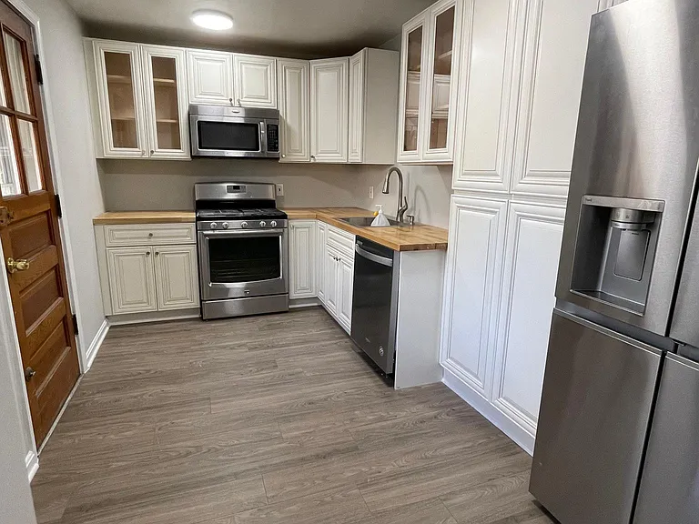 4816 Butterworth Pl NW — Photo 1