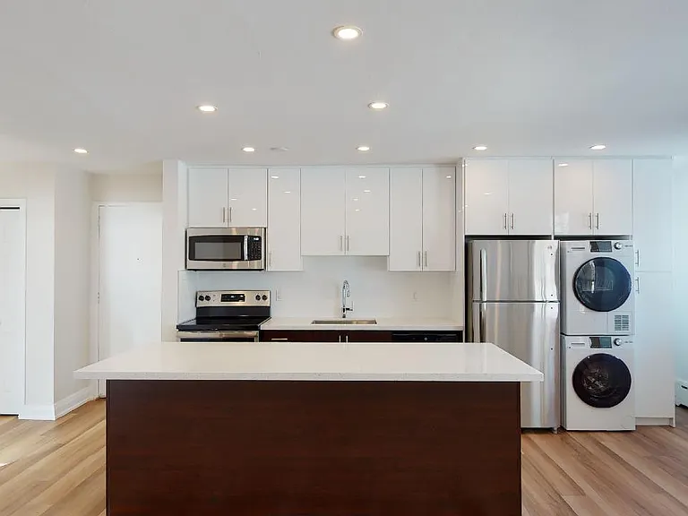 155 Lake Shore Dr #307 — Photo 1
