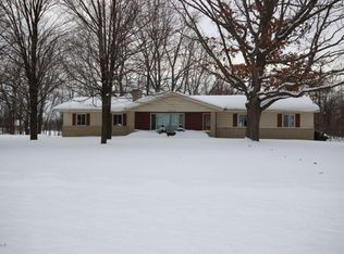 2210 Fillmore St, Jenison, MI 49428