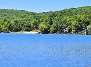 237 Baileyville Rd, Middlefield, CT 06455