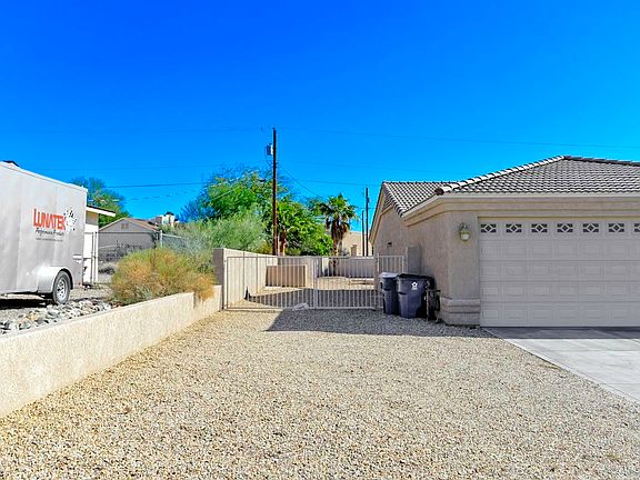4th image of 3638 Winston Dr