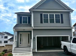 121 Greenbrook Cir, Milton, VT 05468