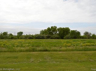 6811 Starville Rd, Cottrellville, MI 48039