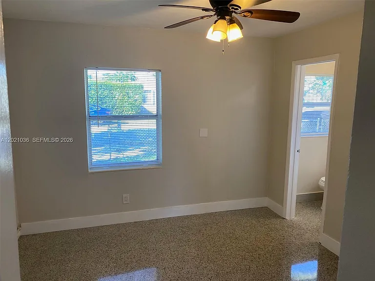 2325 N 25th Ave #2325 — Photo 9
