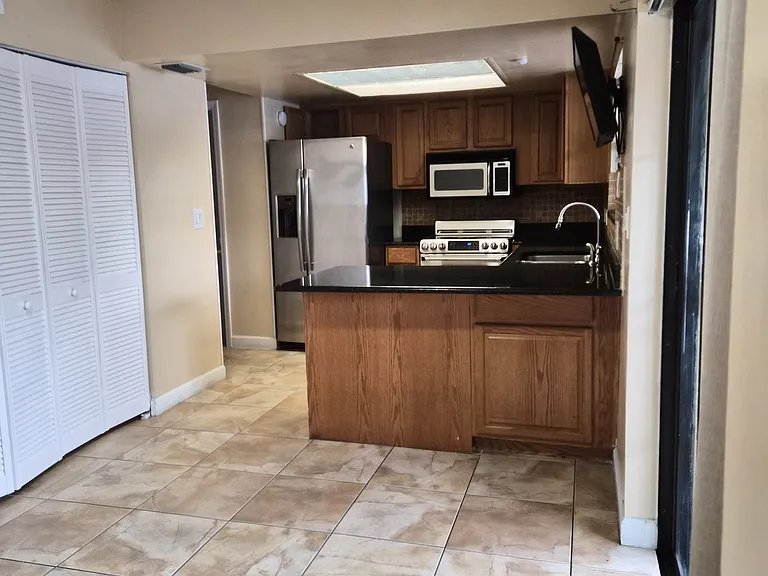 7628 De Soto Ct — Photo 11