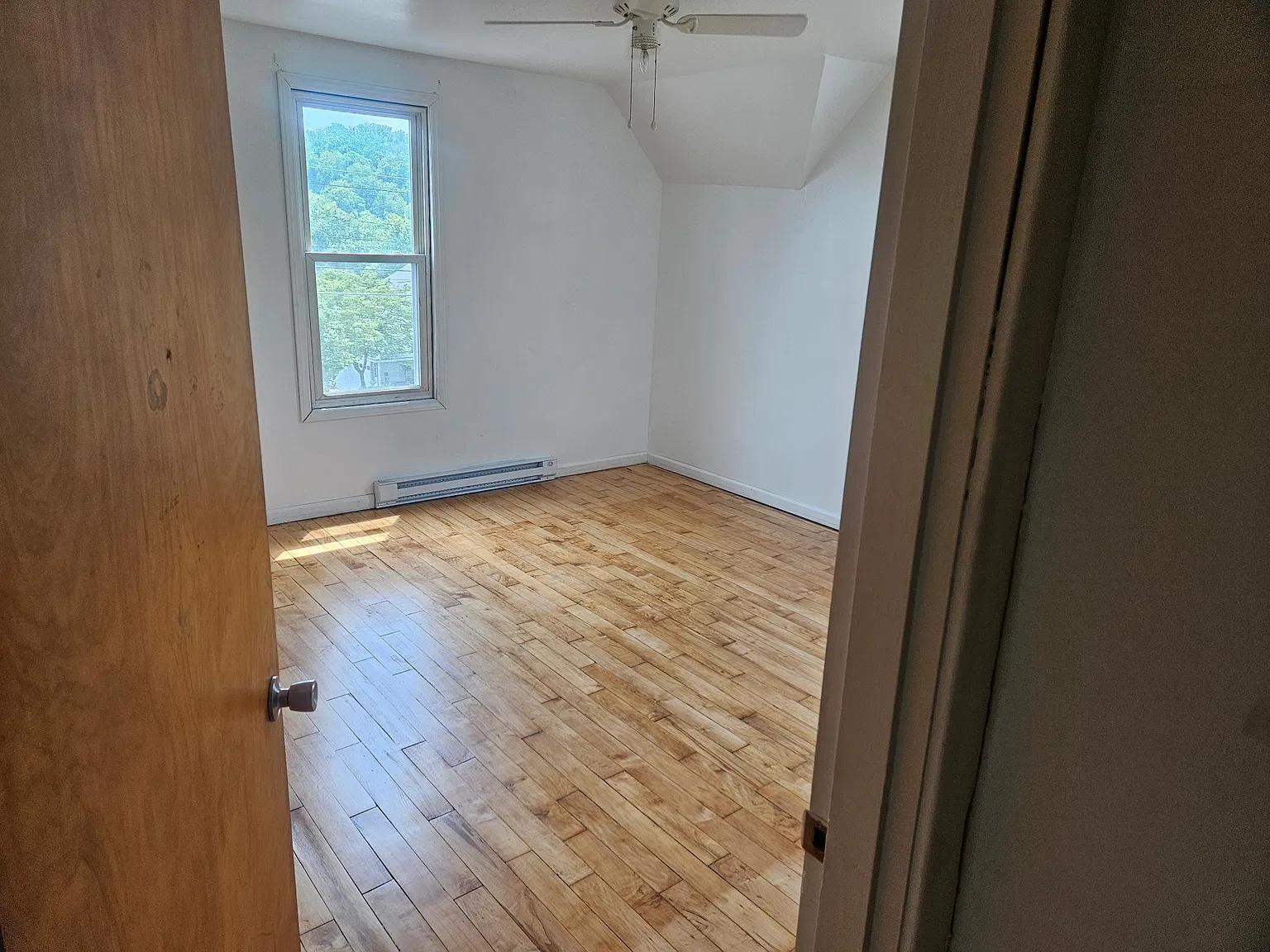 200 Bellview Avenue — Photo 4