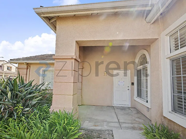 1477 Sappanwood Ave — Photo 4