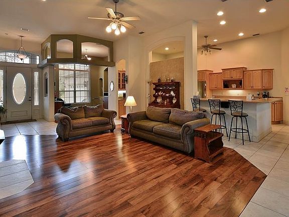 3rd image of 34 Ormond Green Blvd