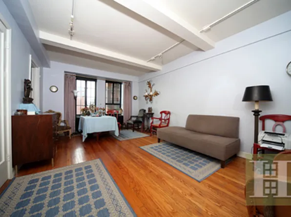 201 West 16th Street image 1 of 5