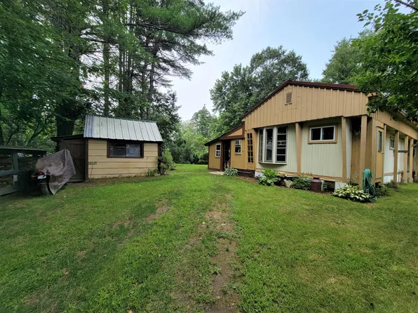75 Nichols Lane, Hollis, ME 04042