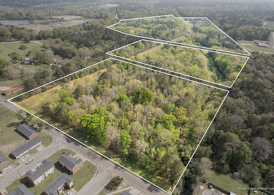 1st image of 144 Don Curt Blvd