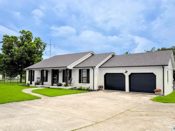257 Lamon Dr, Decatur, AL 35603