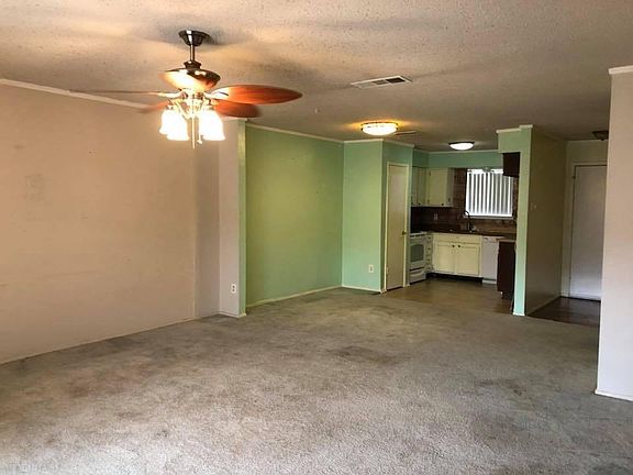 3rd image of 29 E Townhouse Ln #30