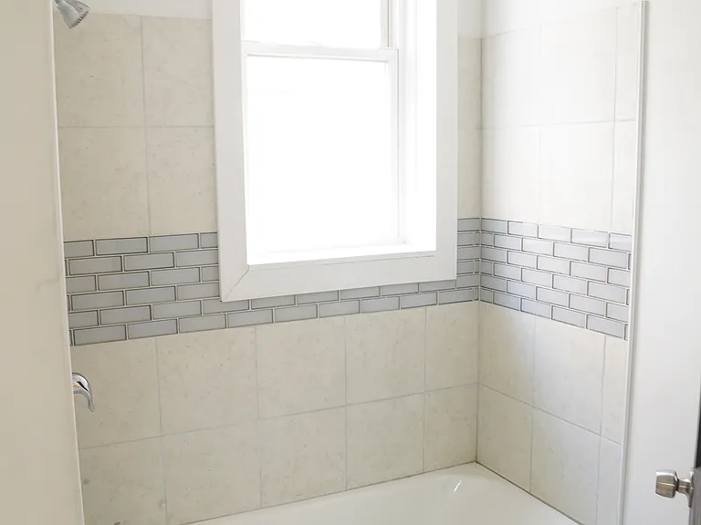 154 N Lamon Ave #2 — Photo 11