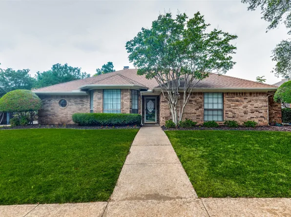 421 Elisha Dr, Bedford, TX 76021