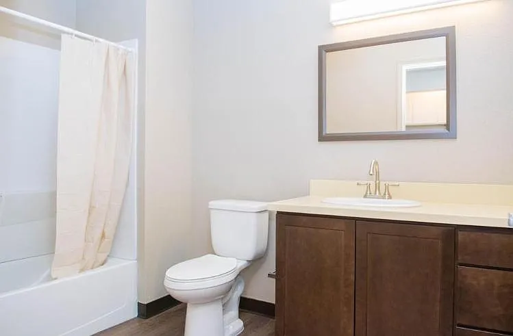 Pinefino Apartments — Photo 3
