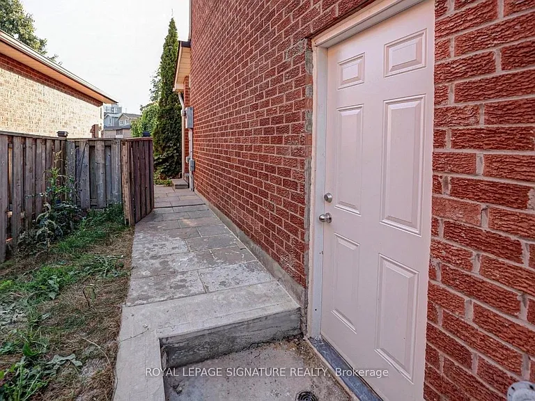 4224 Angeloni Dr — Photo 2