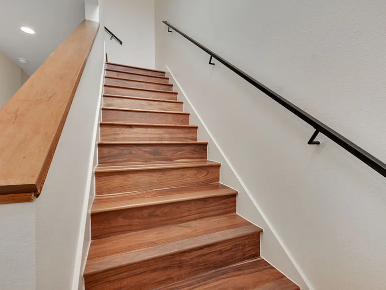 400 W Monroe St #A — Photo 15