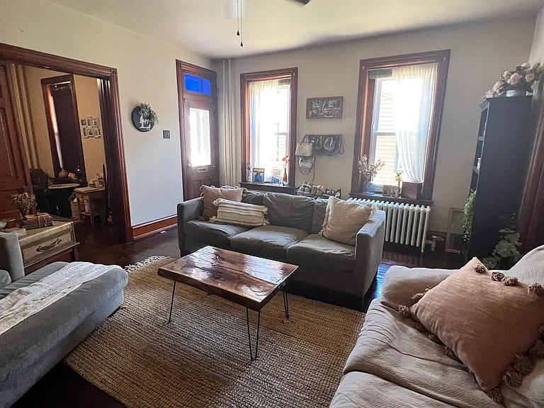 614 W Broad St #1 — Photo 5