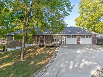 10611 N Northbrooke Dr, Kansas City, MO, 64155